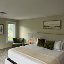 The Pathmaker Hotel