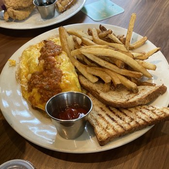 bellagreen - Avacado omelette - American Near Me - Houston, Texas bellagreen - Avacado omelette - American Near Me - Houston, Texas