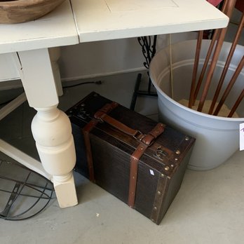 Vintage Soul - Used, Vintage & Consignment Near Me - Elk Grove, California Vintage Soul - Used, Vintage & Consignment Near Me - Elk Grove, California
