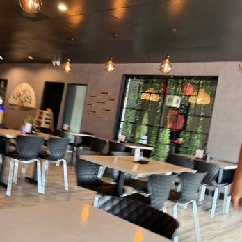 Maguro Sushi - Decor - Sushi Bars Near Me - Orlando, Florida Maguro Sushi - Decor - Sushi Bars Near Me - Orlando, Florida