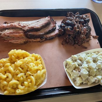 Humboldt Smokehouse - Two meat plate brisket slices and brisket ends - Barbeque Near Me - Eureka, California