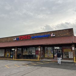 El Toreo Market