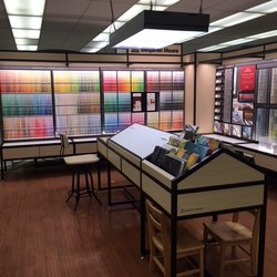 Color Decision Center
