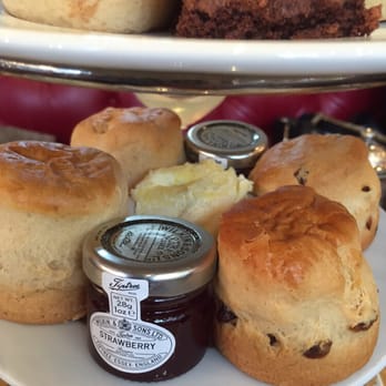 Caffe Concerto - Scones - Cafes Near Me - London, XGL