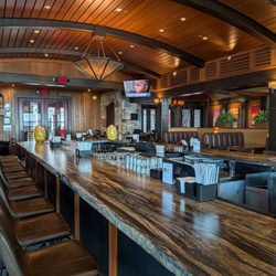 Redstone American Grill - Bar area