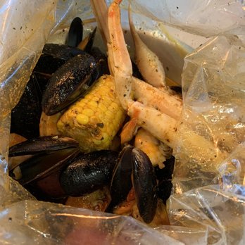 Shake Shake Seafood - Seafood Near Me - Pineville, North Carolina