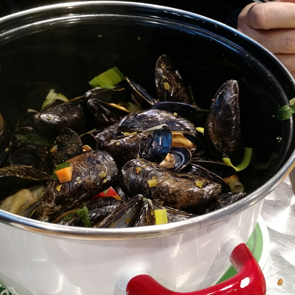 De Markthal - Mussels...sooo good - Shopping Centers Near Me - Rotterdam, ZH De Markthal - Mussels...sooo good - Shopping Centers Near Me - Rotterdam, ZH