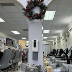 La Belle Nail Spa