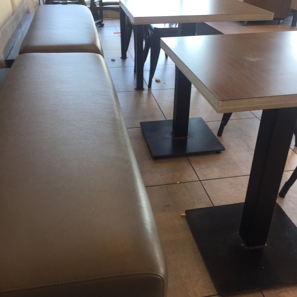 Burger King - The floor is dirty - Fast Food Near Me - Avondale, Pennsylvania Burger King - The floor is dirty - Fast Food Near Me - Avondale, Pennsylvania