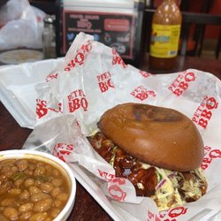 Pete's BBQ - Pulled Pork Sandwich with 1 Side
