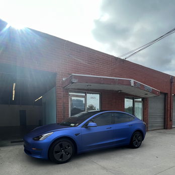 Mister Details - Avery Matte Mettalic Brilliant BLue with Ceramic Coating - Auto Detailing Near Me