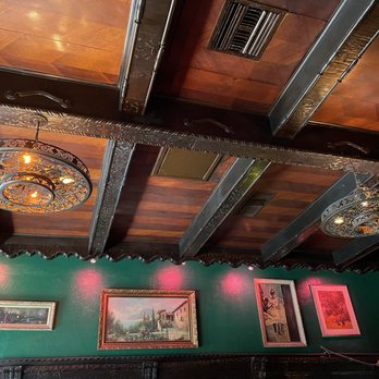 Miceli's Italian Restaurant - Great to see in daylight. - Italian Near Me - Los Angeles, California