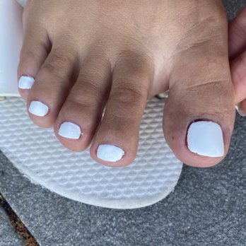Anthony Vince' Nail Spa - Splotchy job around nails. - Nail Salons Near Me - Riverton, Utah Anthony Vince' Nail Spa - Splotchy job around nails. - Nail Salons Near Me - Riverton, Utah