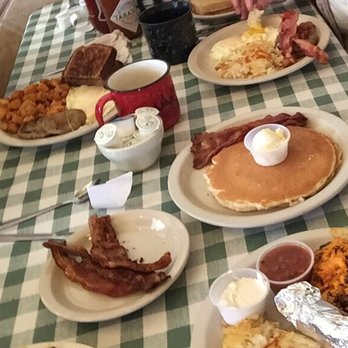 Pine Country Restaurant - Good breakfast - Breakfast & Brunch Near Me - Williams, Arizona