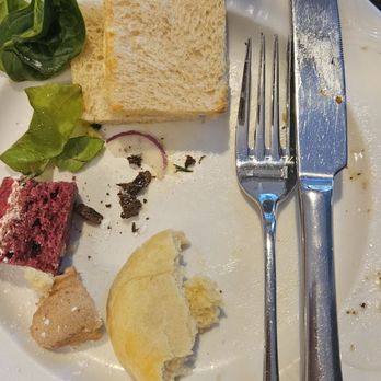 The Walnut Restaurant and Lounge Bar - Buffets Near Me - Brisbane, QLD