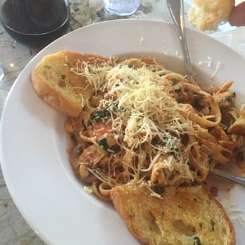 Cafe Dantorels - Seafood Fettucinni. - Cafes Near Me - Sacramento, California