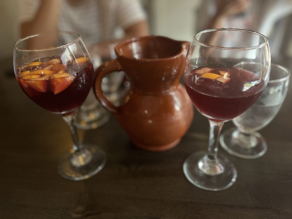 España Restaurant & Tapas