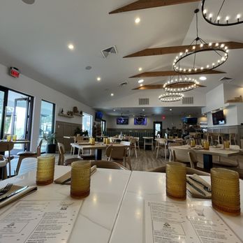 Social Birdie   - Atmosphere - Breakfast & Brunch Near Me - Queen Creek, Arizona