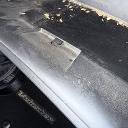 Dirty glove box Dirty glove box