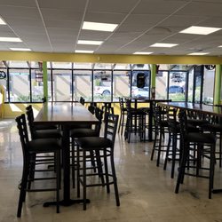 Piara Pizza - Nice interior