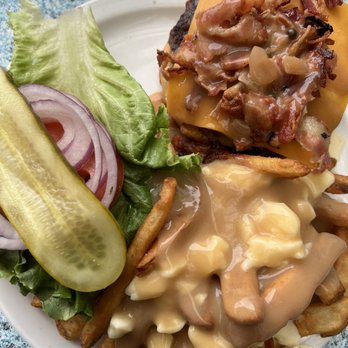The Watershed Grill - Burger - Burgers Near Me - Brackendale, British Columbia The Watershed Grill - Burger - Burgers Near Me - Brackendale, British Columbia