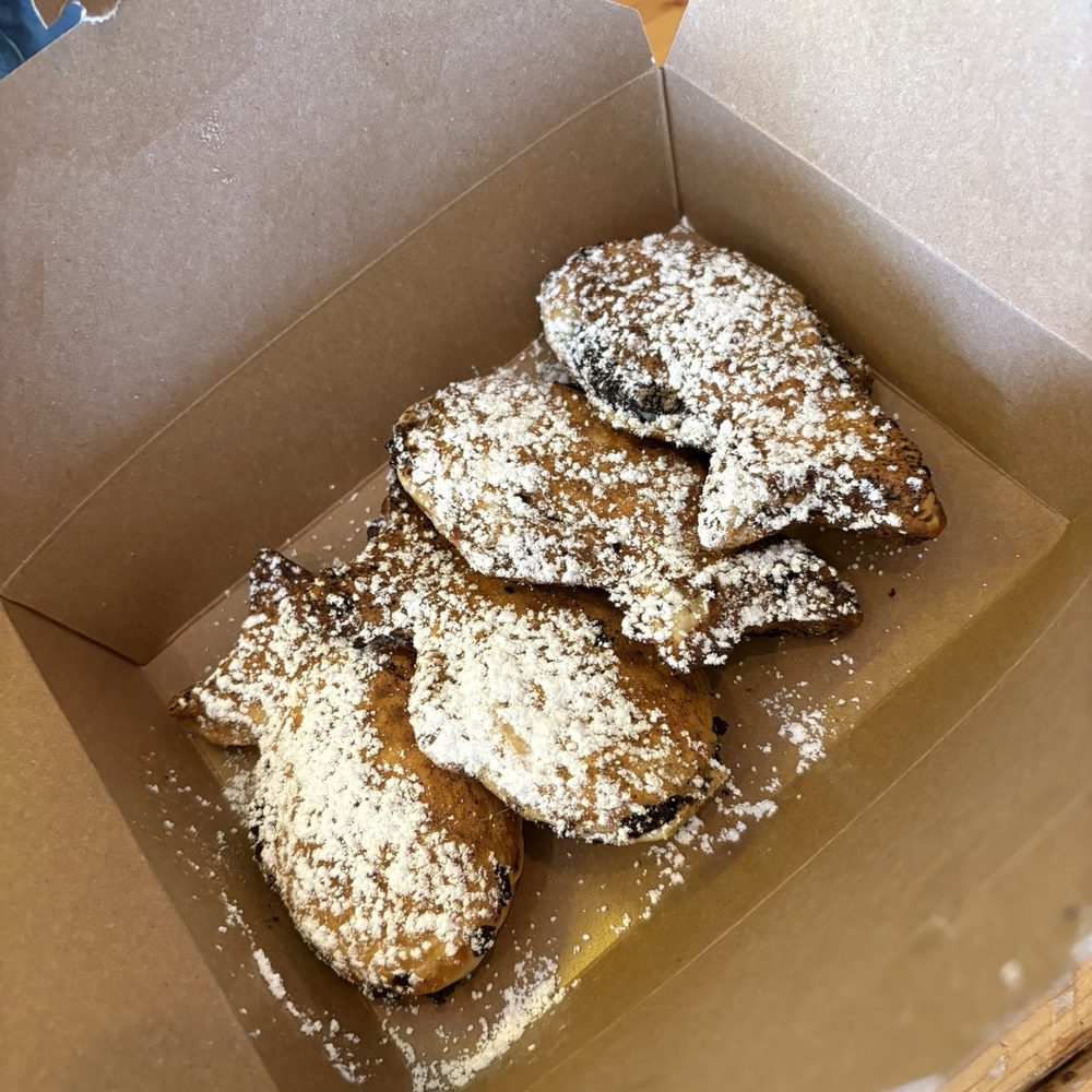 Moshi Moshi Boba Cafe - Oreo taiyaki 4 pack - Bubble Tea Near Me - Greensboro, North Carolina Moshi Moshi Boba Cafe - Oreo taiyaki 4 pack - Bubble Tea Near Me - Greensboro, North Carolina