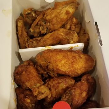 Bonchon Costa Mesa - Soy Garlic (top) and Spicy - Chicken Wings Near Me - Costa Mesa, California