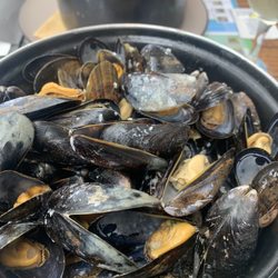 Chez Herman - Mussels with cream and garlic