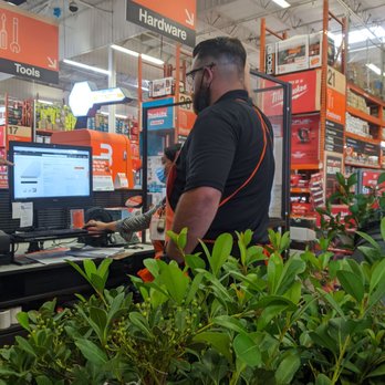 The Home Depot - Manager with mask below nose. - Nurseries & Gardening Near Me - Pomona, California