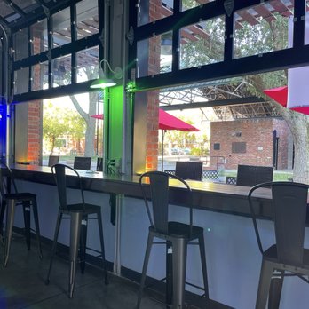 Kavagator Coffee Shop - Seating inside - Lounges Near Me - Gainesville, Florida Kavagator Coffee Shop - Seating inside - Lounges Near Me - Gainesville, Florida