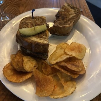 Grill 309 - Patty Melt - Bars Near Me - Culpeper, Virginia