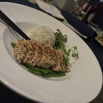 Club Car Grille - Seared ahi tuna - Gluten-Free Near Me - Irvington, New York