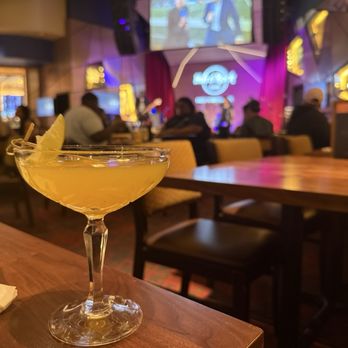 Hard Rock Cafe - Passion fruit Martini - American Near Me - Hollywood, Florida Hard Rock Cafe - Passion fruit Martini - American Near Me - Hollywood, Florida