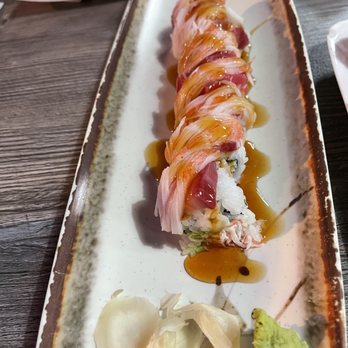 Sushi Momoyama - New Baby Bridge Roll - Sushi Bars Near Me - Concord, California Sushi Momoyama - New Baby Bridge Roll - Sushi Bars Near Me - Concord, California