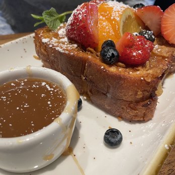 Surisan - Blueberry Stuffed Crunch French Toast Breakfast - Korean Near Me - San Francisco, California Surisan - Blueberry Stuffed Crunch French Toast Breakfast - Korean Near Me - San Francisco, California