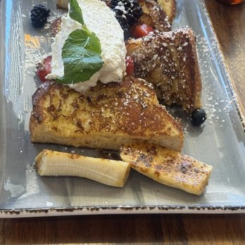 The Corner - French Toast - Breakfast & Brunch Near Me - Glendale, California