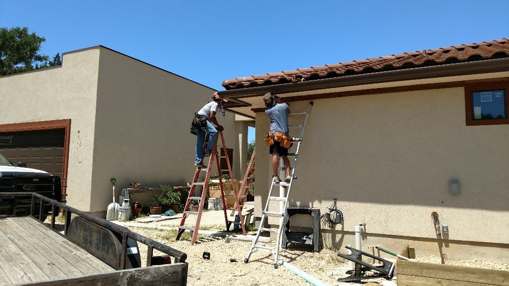 Slide of Best Course Seamless Gutters & Rainwater Collection