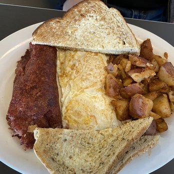Eggs Up Grill - Corned beef Founder's Hash & Eggs - Breakfast & Brunch Near Me - Myrtle Beach, South Carolina