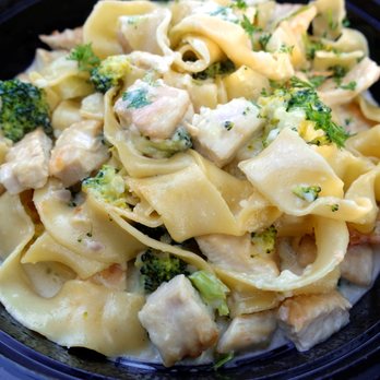Giuliana's - Chicken & Broccoli Alfredo - Italian Near Me - Sinking Spring, Pennsylvania Giuliana's - Chicken & Broccoli Alfredo - Italian Near Me - Sinking Spring, Pennsylvania