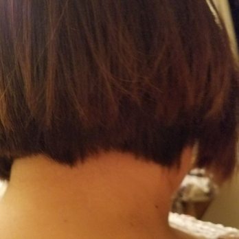 Great Clips - Uneven, its suppose to b an aline. - Hair Salons Near Me - Atwater, California Great Clips - Uneven, its suppose to b an aline. - Hair Salons Near Me - Atwater, California