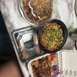 Aloha Poke & Sushi