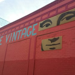 Garage Vintage - Love this vintage shop
