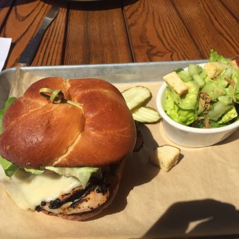 Breakside Brewery - Chicken sandwich - American Near Me - Portland, Oregon