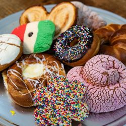 Conchas Cafe Bakery