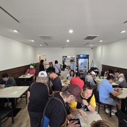 Six Ping Bakery