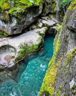 Avalanche Lake by null