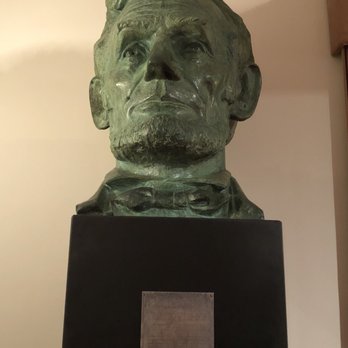 Ford's Theatre - Bust tribute to Lincoln - Performing Arts Near Me - Washington, DC, District of Columbia Ford's Theatre - Bust tribute to Lincoln - Performing Arts Near Me - Washington, DC, District of Columbia