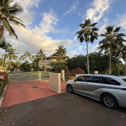 M&M Transportation Services - Private pick ups at your house/apartment