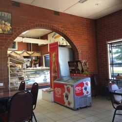 Nagambie Bakery & Coffee Lounge - Great country bakery all fresh