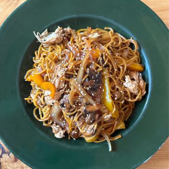 The Back Burner Restaurant - Chicken vegetable lo-mein - American Near Me - Brownfield, Maine The Back Burner Restaurant - Chicken vegetable lo-mein - American Near Me - Brownfield, Maine